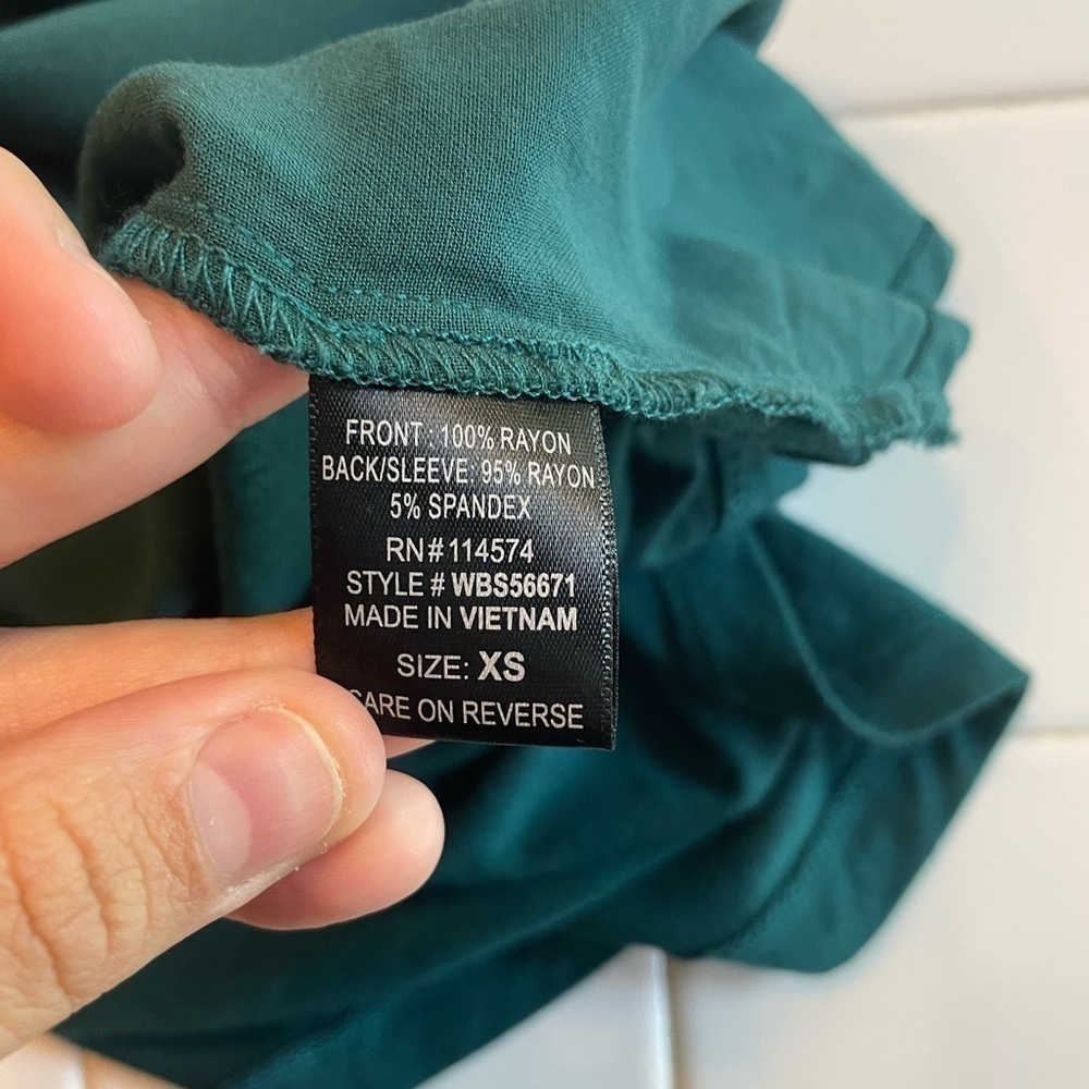 Emerald Green Blouse - Picture 5 of 7